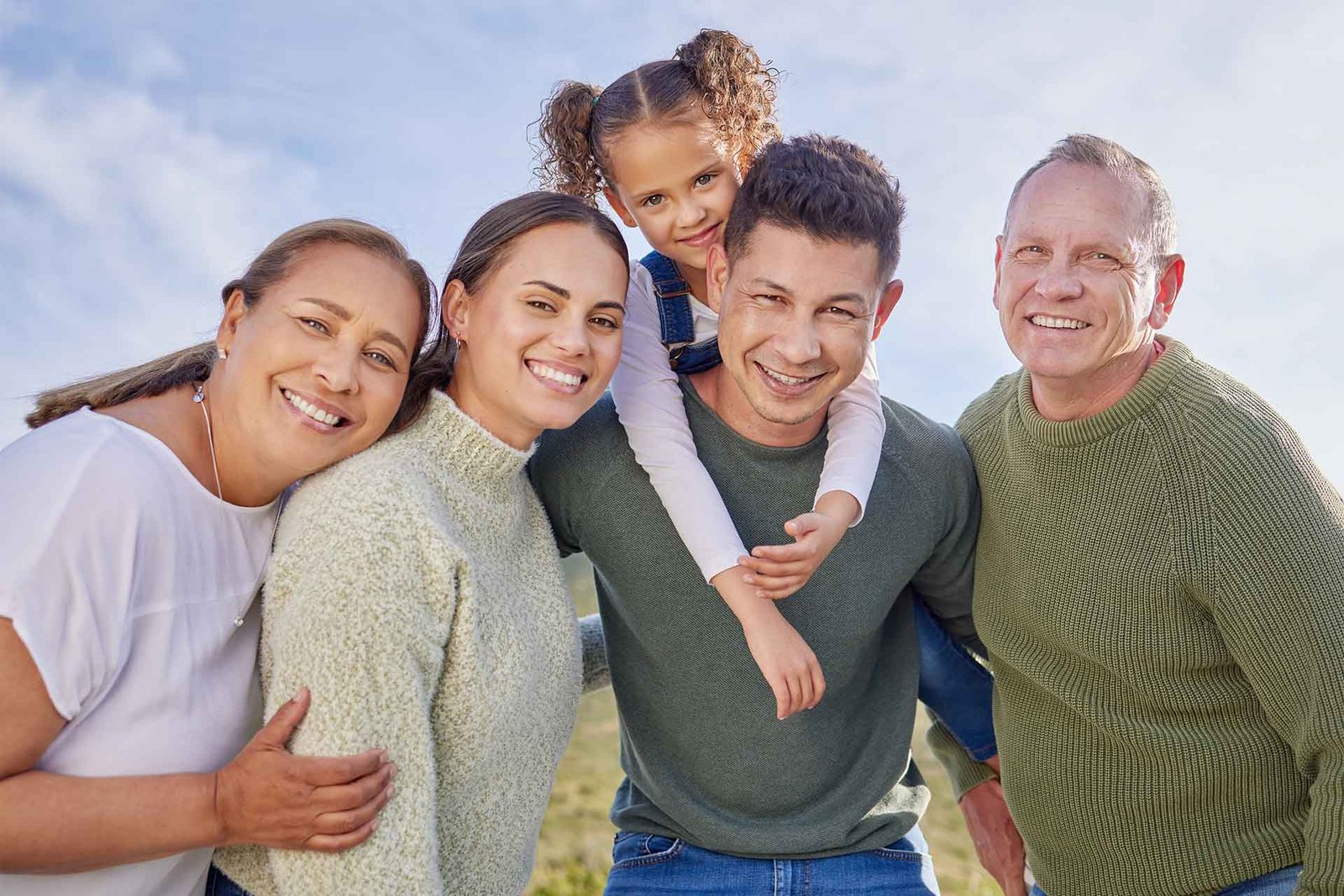shot-of-a-multi-generational-family-spending-time-2023-11-27-05-25-27-utc.jpg